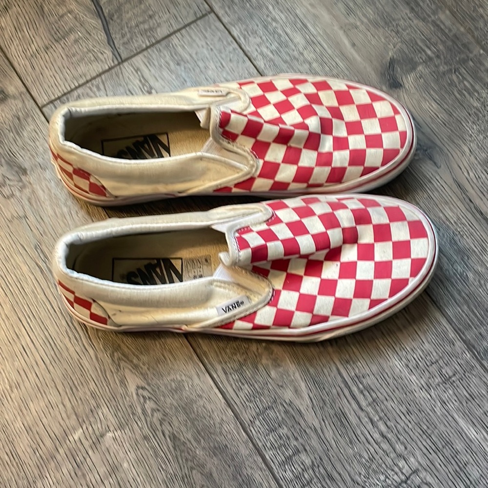 red checkered VANS